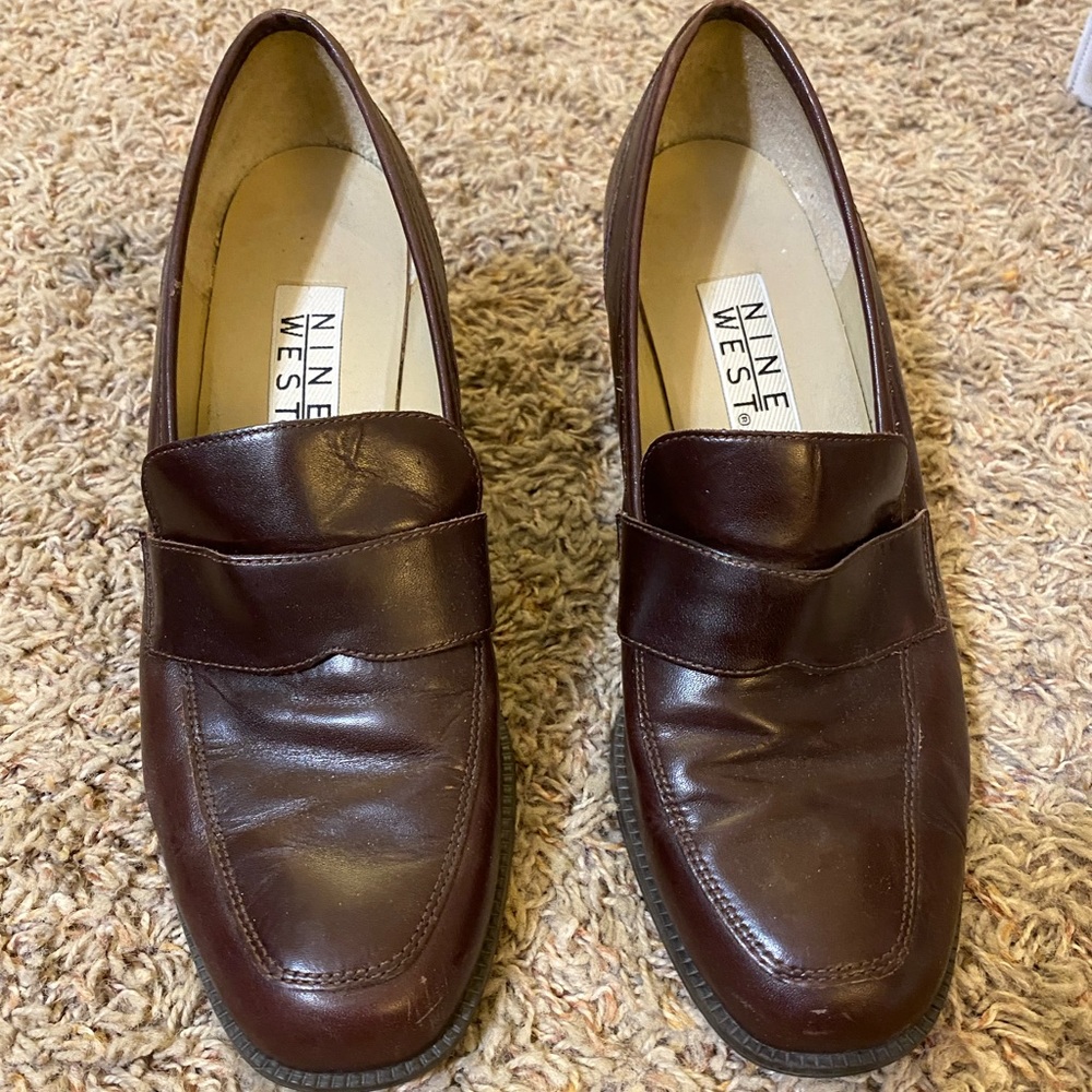 Gently Worn, Vintage Nine West High Heeled, Brown Penny Loafers. Size 8.5